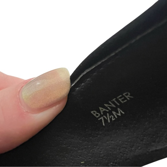 TAHARI  black leather suede high heels with a ruffled side detail pointed toe - Picture 12 of 13